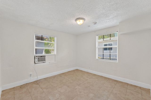 2917 NW 7th Court 2917, Fort Lauderdale, FL 33311