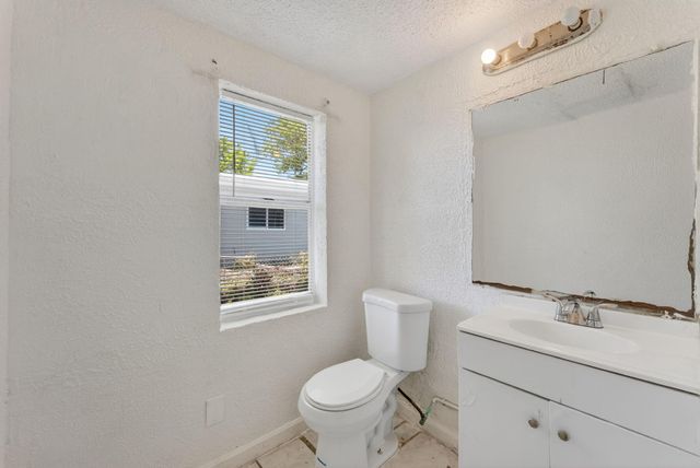 2917 NW 7th Court 2917, Fort Lauderdale, FL 33311