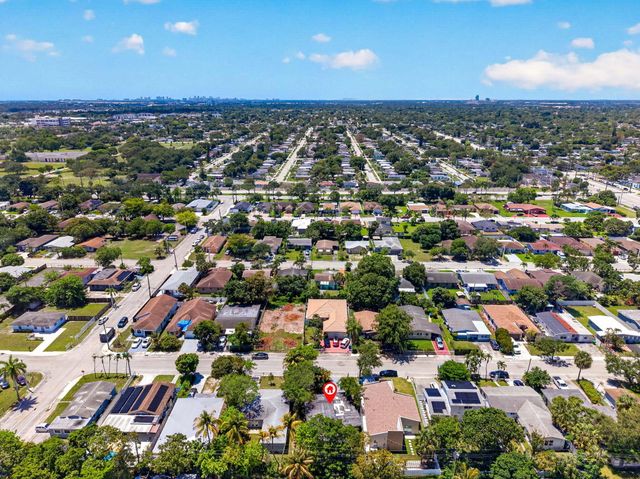 2917 NW 7th Court 2917, Fort Lauderdale, FL 33311