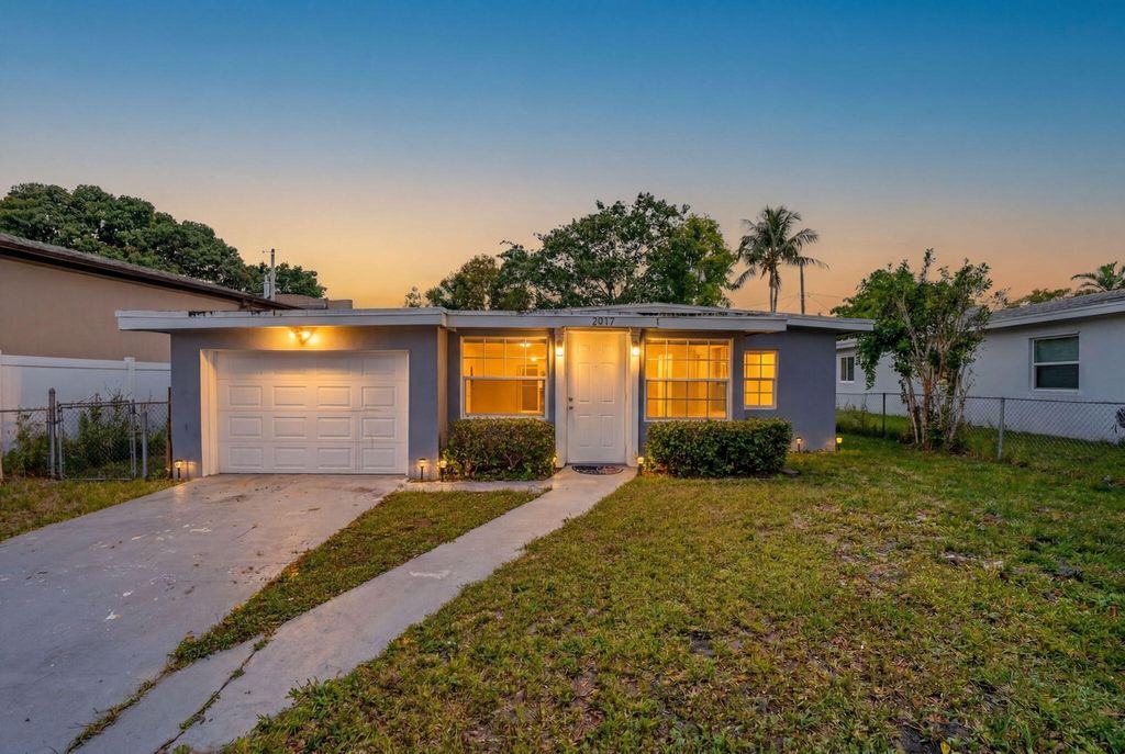 2917 NW 7th Court 2917, Fort Lauderdale, FL 33311