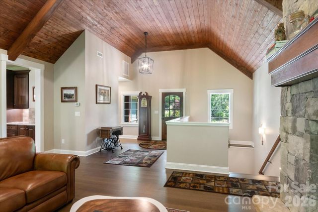 620 Camptown Road, Brevard, NC 28712