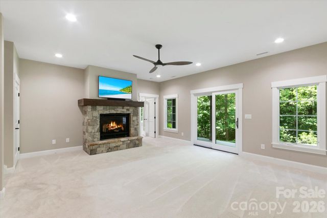 620 Camptown Road, Brevard, NC 28712