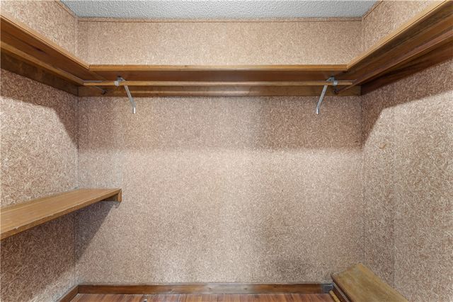 1307 W Pine Street, Rogers, AR 72758