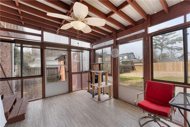 1307 W Pine Street, Rogers, AR 72758