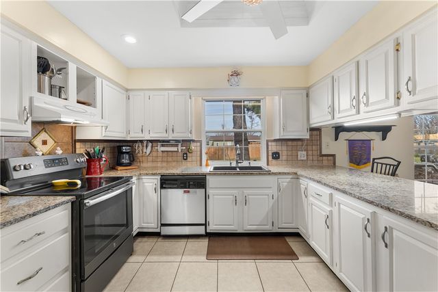 1307 W Pine Street, Rogers, AR 72758