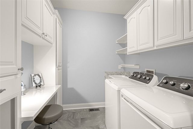 6210 Valley View Road, Rogers, AR 72758