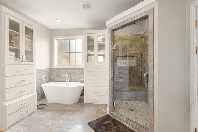 6210 Valley View Road, Rogers, AR 72758