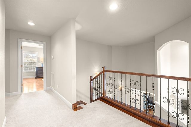 6210 Valley View Road, Rogers, AR 72758