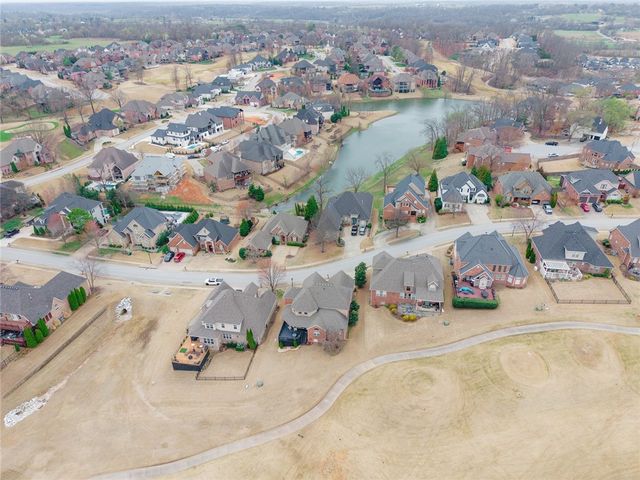 6210 Valley View Road, Rogers, AR 72758