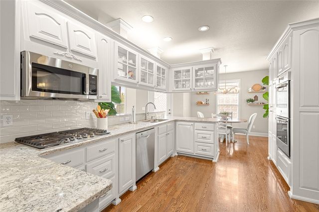 6210 Valley View Road, Rogers, AR 72758