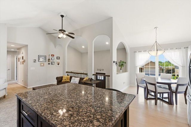 4822 SPRING Circle, Council Bluffs, IA 51503