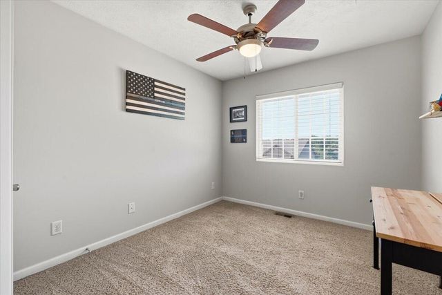 4822 SPRING Circle, Council Bluffs, IA 51503