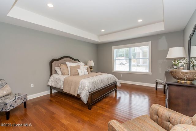 77 Lakepointe Way, Stillwater, NY 12866