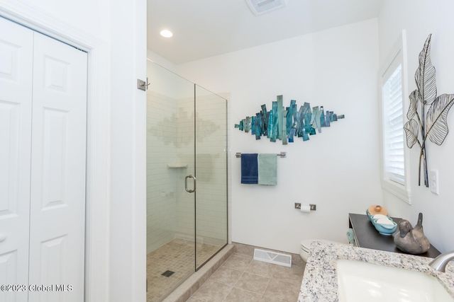 77 Lakepointe Way, Stillwater, NY 12866