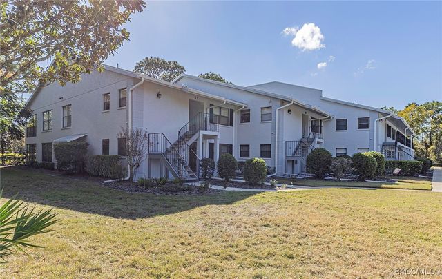 35 BEECH Street 15, Homosassa, FL 34446