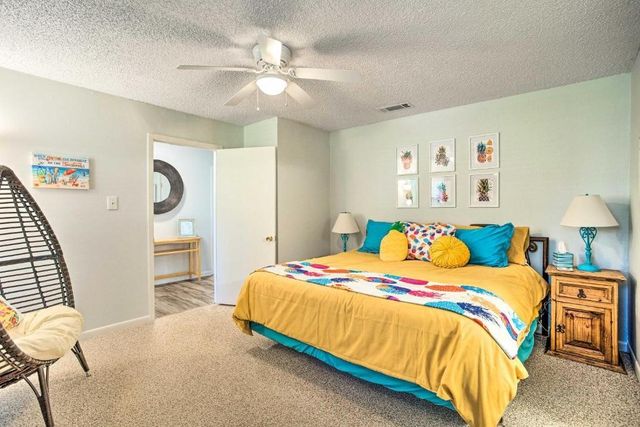108 Camino Robles Street, Gun Barrel City, TX 75156