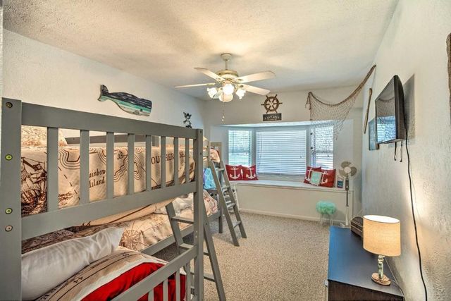 108 Camino Robles Street, Gun Barrel City, TX 75156