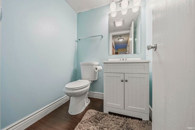 8828 Summer Walk W Drive, Indianapolis, IN 46227