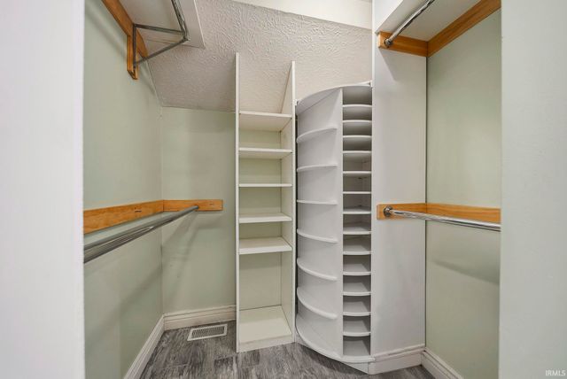 8828 Summer Walk W Drive, Indianapolis, IN 46227