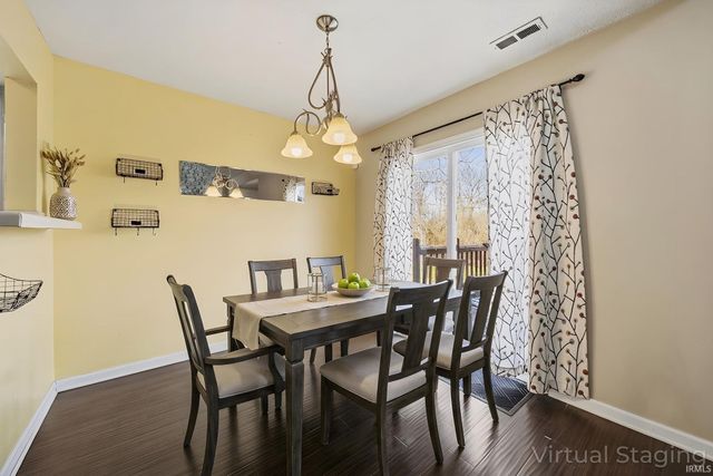 8828 Summer Walk W Drive, Indianapolis, IN 46227