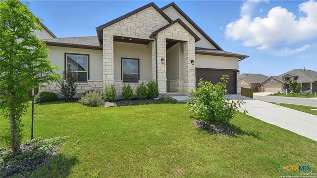 1606 FOLK VICTORIAN, New Braunfels, TX 78132
