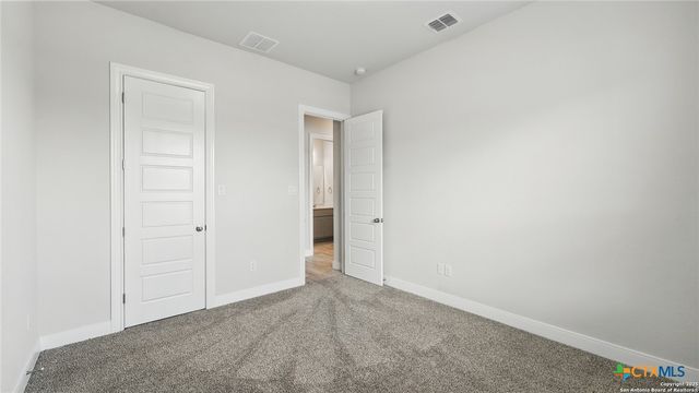 1606 FOLK VICTORIAN, New Braunfels, TX 78132
