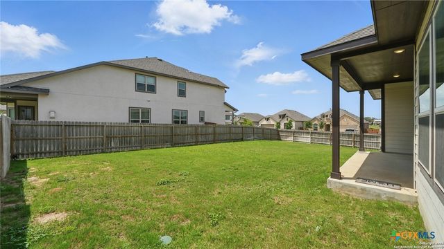 1606 FOLK VICTORIAN, New Braunfels, TX 78132