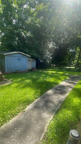3098 Delmar Lane NW, Atlanta, GA 30311