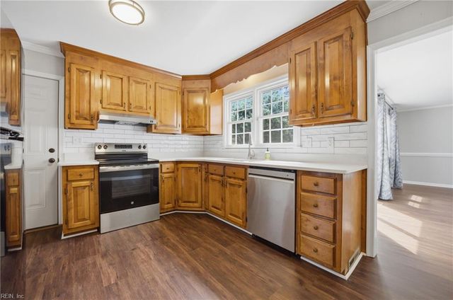 62 Hall RD, Hampton, VA 23664