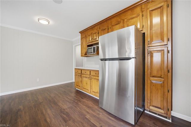 62 Hall RD, Hampton, VA 23664