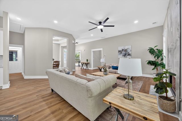 8828 Patricia Rose, Douglasville, GA 30134