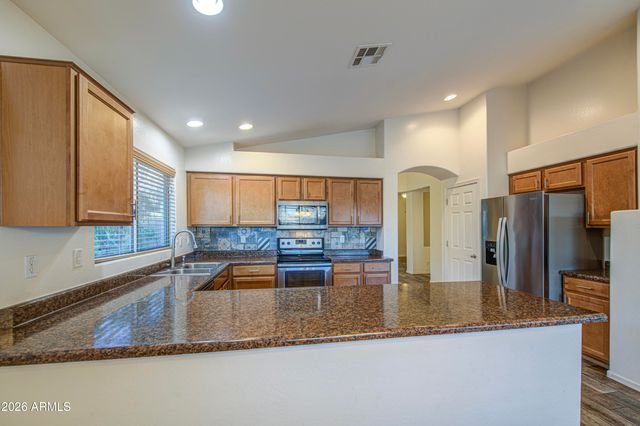 5410 W PLEASANT Lane, Laveen, AZ 85339