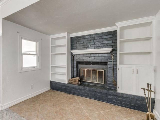 1200 N Southminster Street, Moore, OK 73160