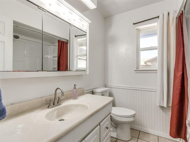 1200 N Southminster Street, Moore, OK 73160
