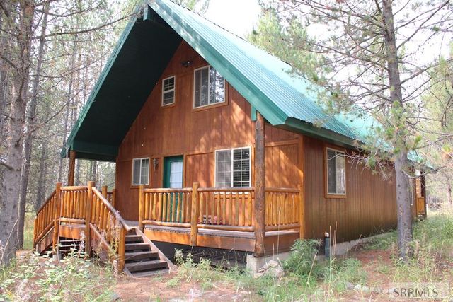 3496 Pinion Lane, Island Park, ID 83429