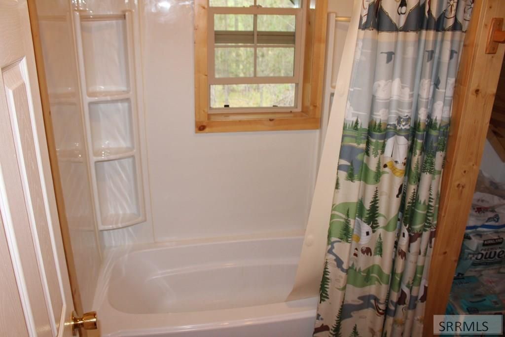 Image 9 of property listing at 3496 Pinion Lane, Island Park, ID 83429