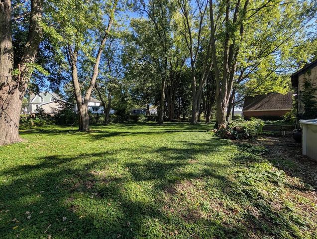 623 S 12th STREET, Watertown, WI 53094