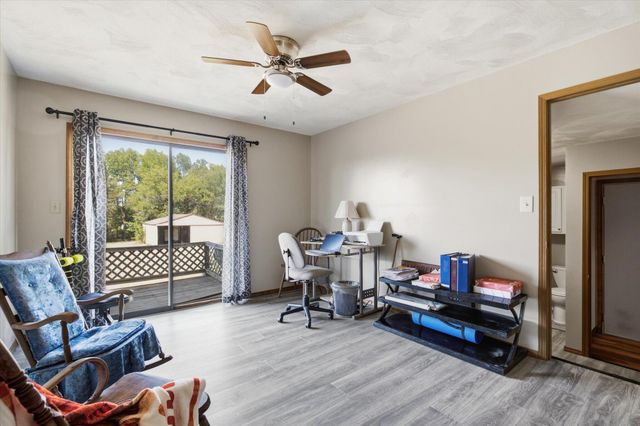 2775 W Heritage Drive, Ozark, MO 65721