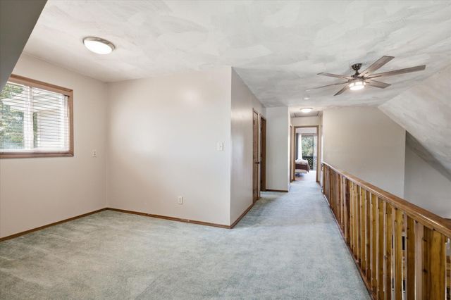 2775 W Heritage Drive, Ozark, MO 65721