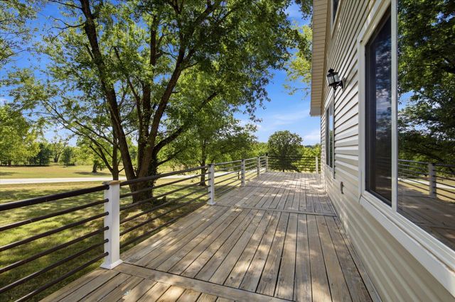 2775 W Heritage Drive, Ozark, MO 65721