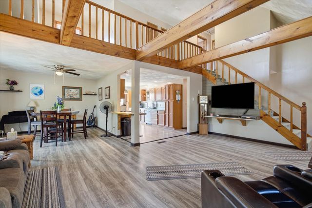 2775 W Heritage Drive, Ozark, MO 65721