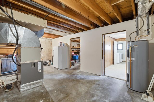 2775 W Heritage Drive, Ozark, MO 65721
