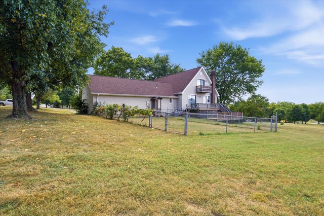 2775 W Heritage Drive, Ozark, MO 65721