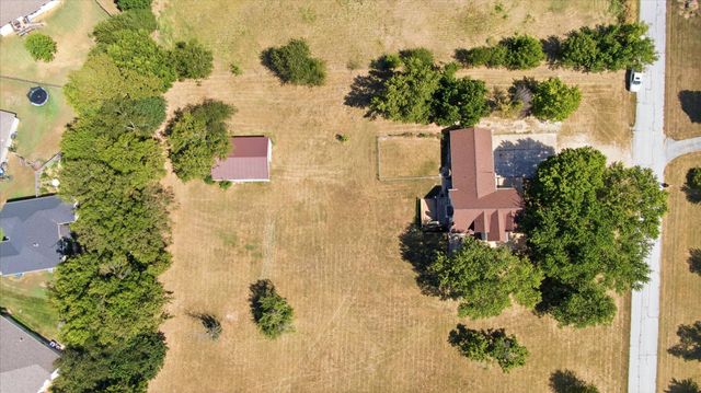 2775 W Heritage Drive, Ozark, MO 65721