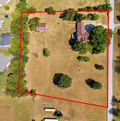 2775 W Heritage Drive, Ozark, MO 65721