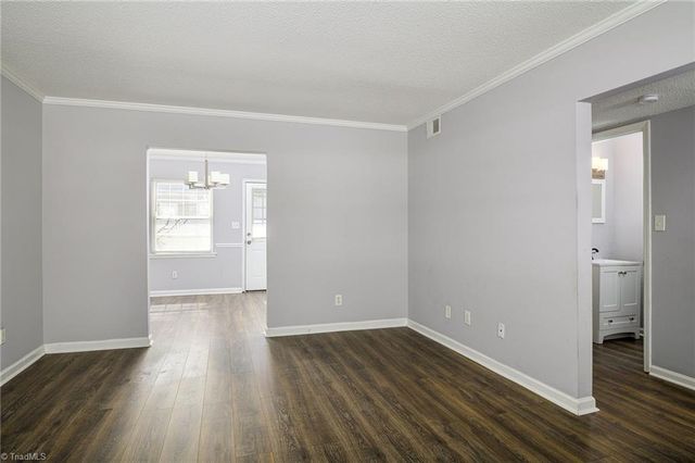 424 Muirs Chapel Road, Greensboro, NC 27410