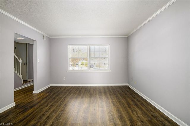 424 Muirs Chapel Road, Greensboro, NC 27410