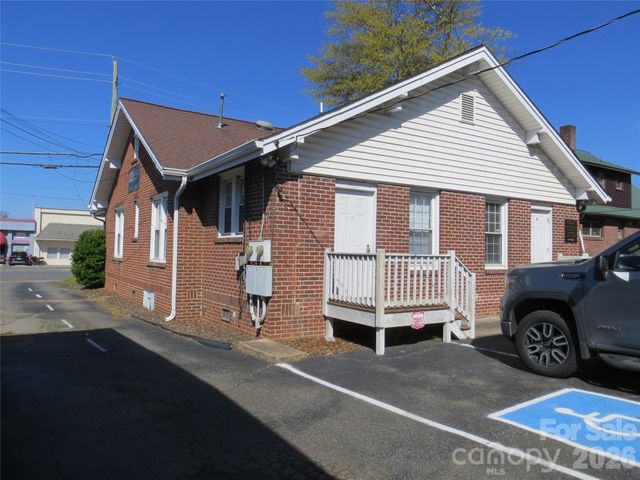 505 S Lafayette Street, Shelby, NC 28150
