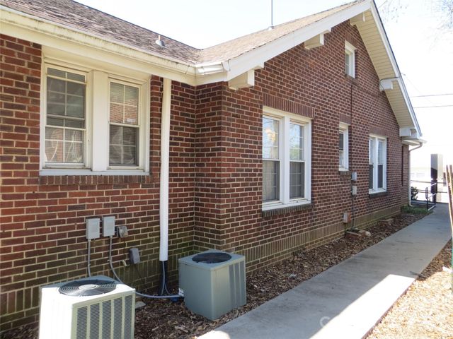 505 S Lafayette Street, Shelby, NC 28150