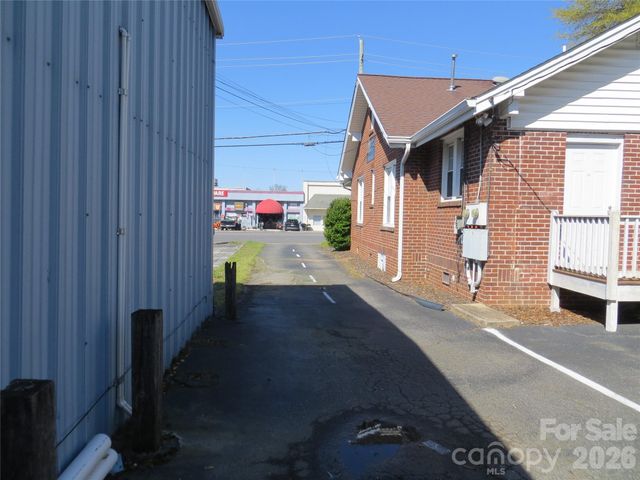 505 S Lafayette Street, Shelby, NC 28150